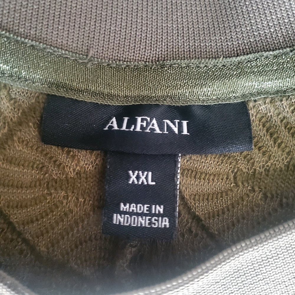 Alfani XXL Top Geometric Stretch Short Sleeves Round Neck Textured Olive Green - Picture 3 of 6